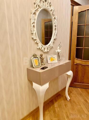 Satılır 4 otaqlı köhnə tikili 110 m², İnşaatçılar m., photo 10 from 31