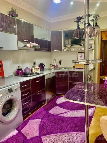 Satılır 4 otaqlı köhnə tikili 110 m², İnşaatçılar m., photo 7 from 31