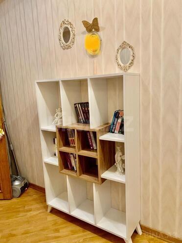 Satılır 4 otaqlı köhnə tikili 110 m², İnşaatçılar m., photo 13 from 31