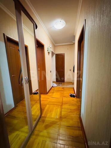 Продаётся 3-комн. вторичка 105 м², м. Низами, photo 3 from 19