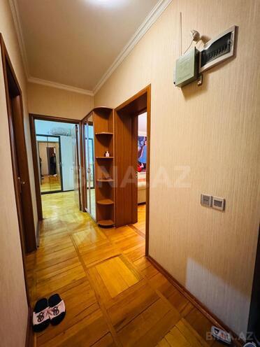 Продаётся 3-комн. вторичка 105 м², м. Низами, photo 7 from 19
