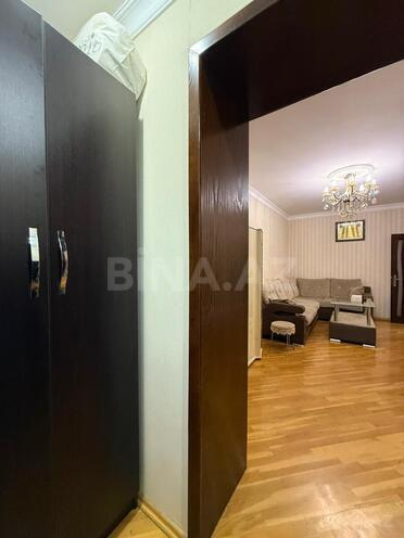 Satılır 4 otaqlı köhnə tikili 110 m², İnşaatçılar m., photo 15 from 27
