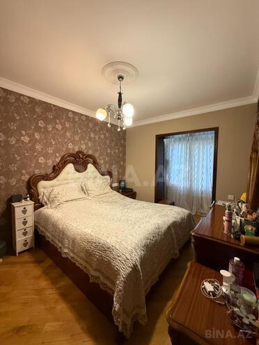 Satılır 4 otaqlı köhnə tikili 110 m², İnşaatçılar m., photo 4 from 27