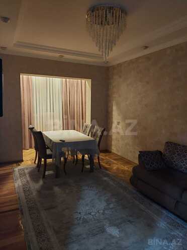 Satılır 4 otaqlı köhnə tikili 110 m², İnşaatçılar m., photo 13 from 23