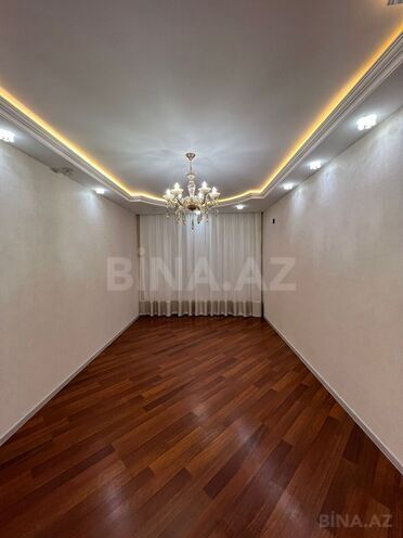 Продаётся 2-комн. вторичка 70 м², м. Насими, photo 1 from 12