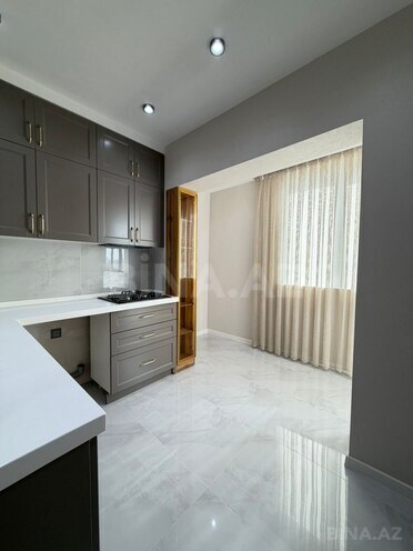 Satılır 4 otaqlı köhnə tikili 100 m², Bakıxanov q., photo 19 from 28