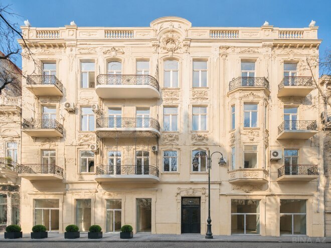 İcarəyə verilir 4 otaqlı ofis 225 m², Sahil m., photo 1 from 10