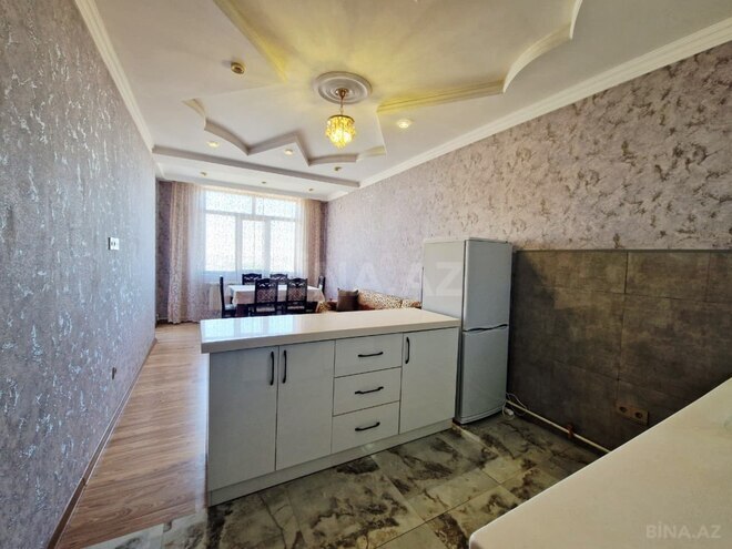 Сдаётся 2-комн. новостройка 65 м², м. Нефтчиляр, photo 1 from 13