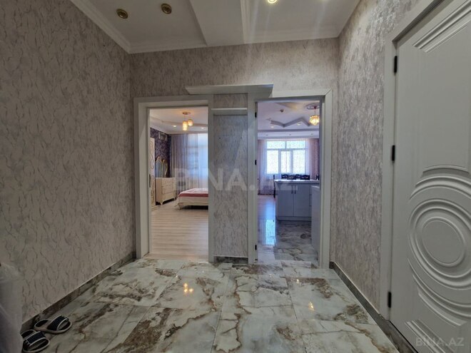 Сдаётся 2-комн. новостройка 65 м², м. Нефтчиляр, photo 9 from 13