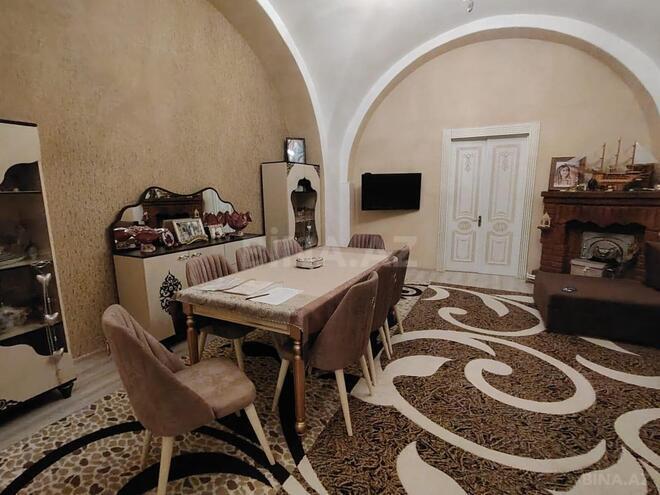 Продаётся 4-комн. вторичка 112 м², м. 28 мая, photo 1 from 18
