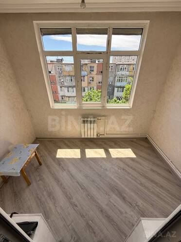 Продаётся 1-комн. вторичка 40 м², м. Нефтчиляр, photo 4 from 9