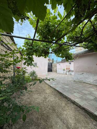 Satılır 3 otaqlı həyət evi/bağ evi 100 m², Avtovağzal m., photo 1 from 16