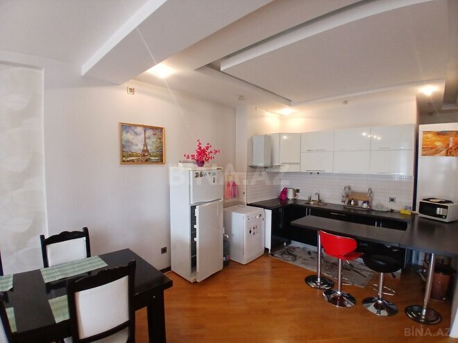 İcarəyə verilir 3 otaqlı yeni tikili 140 m², 28 May m., photo 21 from 27