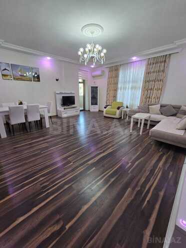 Сдаётся 3-комн. новостройка 175 м², м. Низами, photo 1 from 17