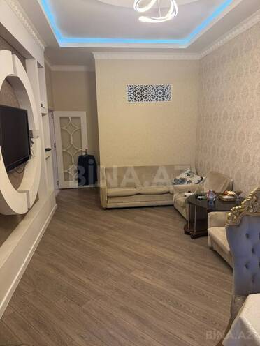 Продаётся 2-комн. новостройка 72 м², м. Иншаатчылар, photo 1 from 12