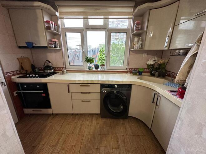 Продаётся 3-комн. вторичка 75 м², м. Нариман Нариманов, photo 6 from 13