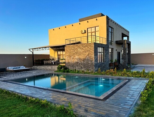 Satılır 7 otaqlı həyət evi/bağ evi 650 m², Mərdəkan q., photo 1 from 20