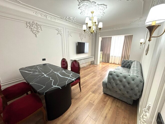 Сдаётся 3-комн. вторичка 72 м², м. Кара Караев, photo 7 from 28