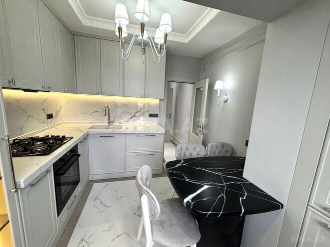 Сдаётся 3-комн. вторичка 72 м², м. Кара Караев, photo 14 from 28