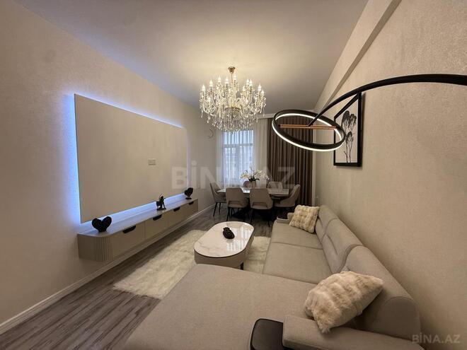 Продаётся 2-комн. новостройка 70 м², Насиминский  р., photo 1 from 17