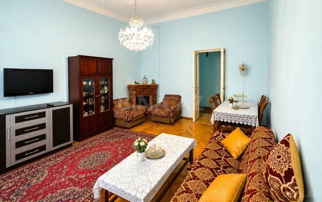 Satılır 3 otaqlı köhnə tikili 90 m², Nizami m., photo 4 from 9
