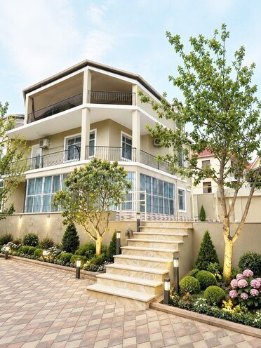 Сдаётся 7-комн. дом/дача 450 м², пос. Бадамдар, photo 1 from 18