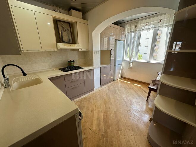 İcarəyə verilir 2 otaqlı köhnə tikili 90 m², Azadlıq Prospekti m., photo 7 from 14