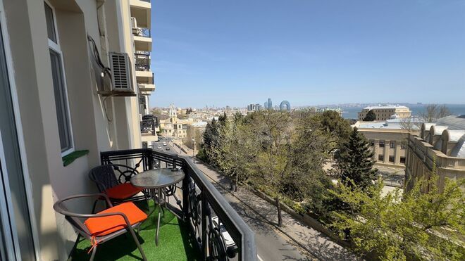 Продаётся 3-комн. вторичка 80 м², м. Ичеришехер, photo 14 from 19