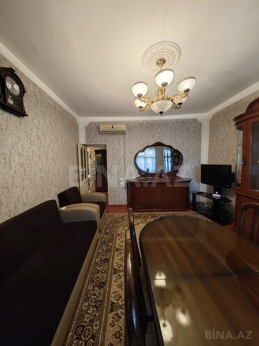 Продается 2-комн. вторичка 60 м², пос. Бакиханова, photo 4 from 14