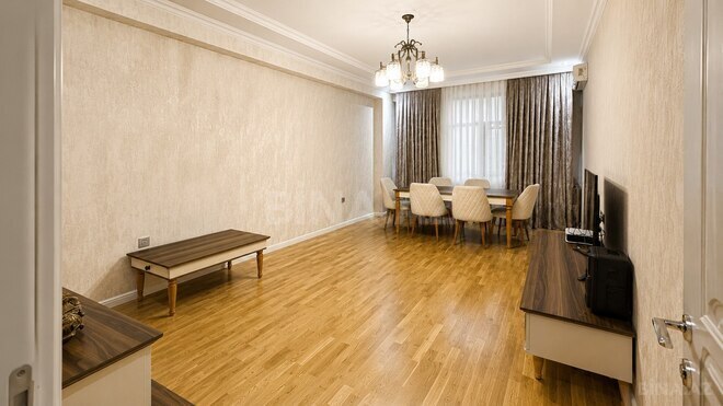 Satılır 3 otaqlı yeni tikili 105 m², Qara Qarayev m., photo 1 from 12