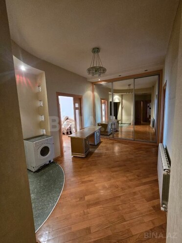 Продаётся 3-комн. новостройка 150 м², м. Элмляр Академиясы, photo 9 from 16