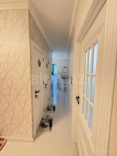 Satılır 4 otaqlı köhnə tikili 110 m², İnşaatçılar m., photo 14 from 30