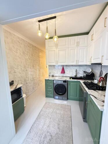 Satılır 4 otaqlı köhnə tikili 110 m², İnşaatçılar m., photo 8 from 30
