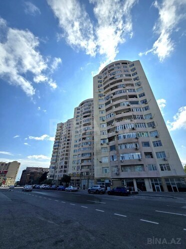 Продаётся 2-комн. новостройка 60 м², Хатаинский р., photo 1 from 12