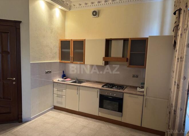 Сдаётся 2-комн. вторичка 65 м², Насиминский  р., photo 11 from 12
