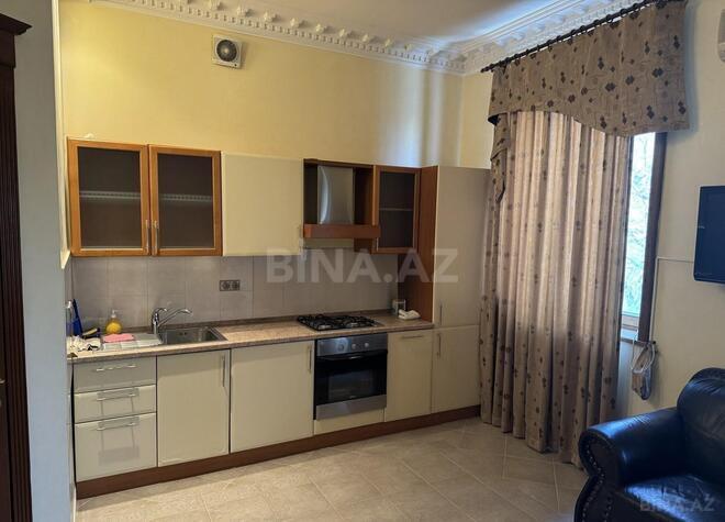 Сдаётся 2-комн. вторичка 65 м², Насиминский  р., photo 5 from 12