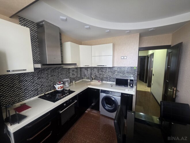 Satılır 3 otaqlı köhnə tikili 90 m², Xalqlar Dostluğu m., photo 6 from 15