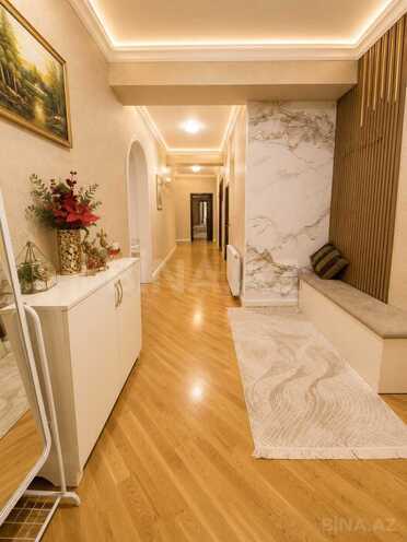Satılır 4 otaqlı yeni tikili 121 m², İnşaatçılar m., photo 1 from 16