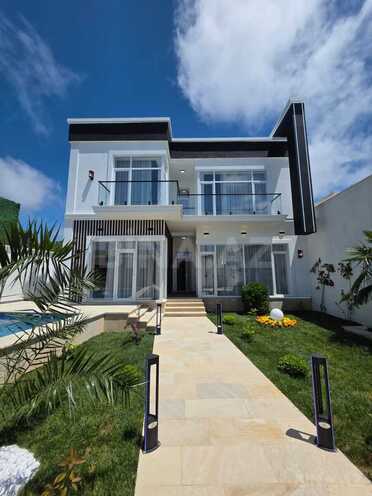 Satılır 4 otaqlı həyət evi/bağ evi 200 m², Şüvəlan q., photo 1 from 32
