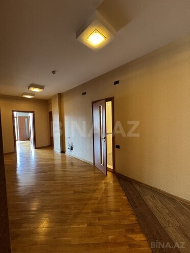 Satılır 4 otaqlı yeni tikili 230 m², 28 May m., photo 20 from 32