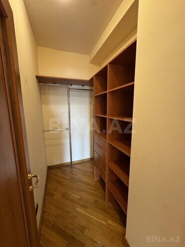 Satılır 4 otaqlı yeni tikili 230 m², 28 May m., photo 30 from 32