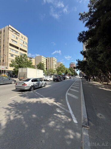 Satılır 2 otaqlı köhnə tikili 65 m², Nərimanov r., photo 3 from 21