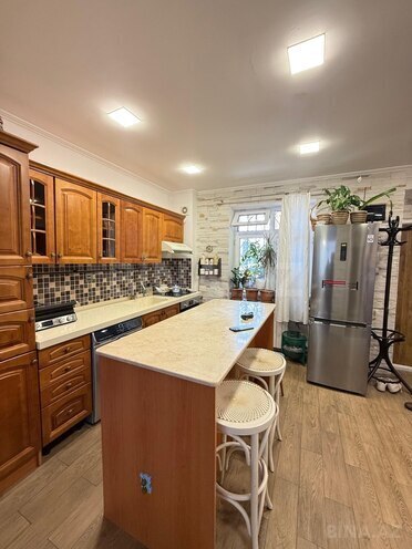 Satılır 2 otaqlı köhnə tikili 65 m², Nərimanov r., photo 10 from 21