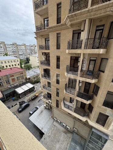 Satılır 4 otaqlı yeni tikili 230 m², 28 May m., photo 31 from 32