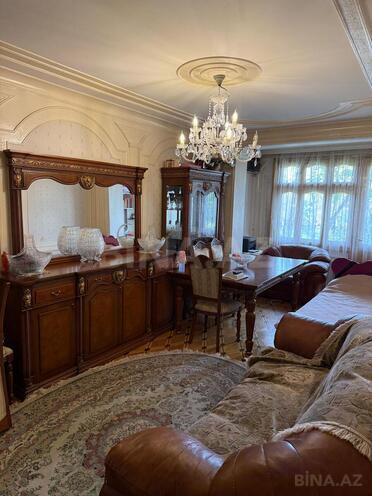 Satılır 4 otaqlı köhnə tikili 85 m², Hövsan q., photo 1 from 9