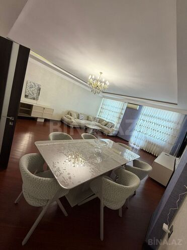 İcarəyə verilir 3 otaqlı yeni tikili 140 m², Gənclik m., photo 1 from 16