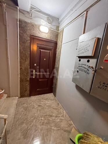 Satılır 2 otaqlı köhnə tikili 70 m², İnşaatçılar m., photo 14 from 17