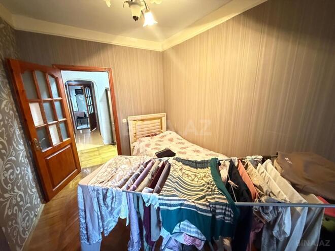 Satılır 3 otaqlı köhnə tikili 75 m², Xalqlar Dostluğu m., photo 11 from 17