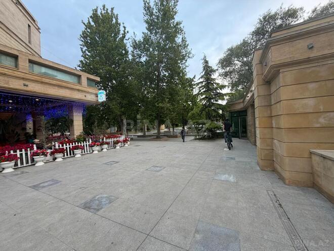 Satılır 3 otaqlı köhnə tikili 75 m², Xalqlar Dostluğu m., photo 4 from 17