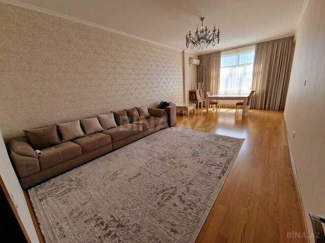 Сдаётся 3-комн. новостройка 120 м², м. Мемар Аджеми, photo 1 from 8